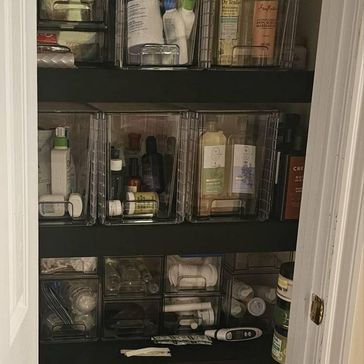 Wire Rack Shelf Cover Solid Wood Closet Shelf, Custom Fit for Wire Shelving, Easy Tool-Free Installation, Durable 1/2 Plywood, Linen Closet & Pantry Organizer